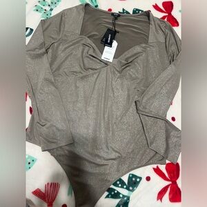 NWT Express body contour shimmer bodysuit-xl